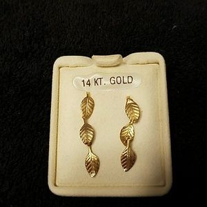 14 KT gold leafy earrings
